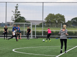 Laatste training S.K.N.W.K. JO11-1JM (partijtje tegen de ouders) van maandag 27 mei 2024 (33/137)